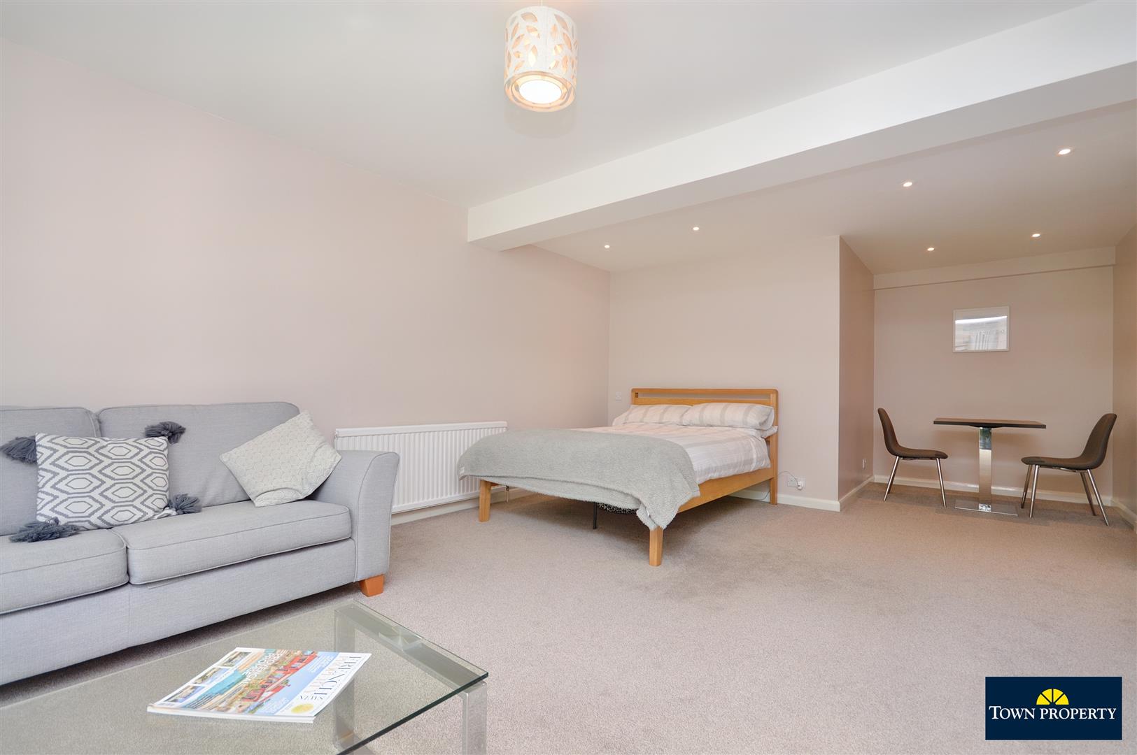 Property Details for Silverdale Road Eastbourne East Sussex BN20 7AQ